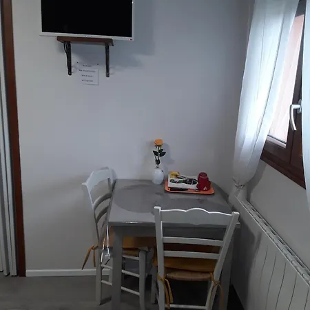 Nocleg ze śniadaniem D'hotes Arnold 3*